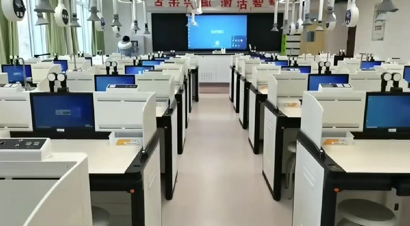 化學吊裝實驗室解決方案