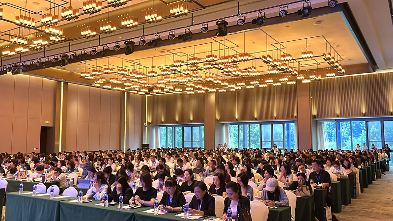 全國中小學核心素養(yǎng)下的課堂教學與名師成長高峰論壇邀請函